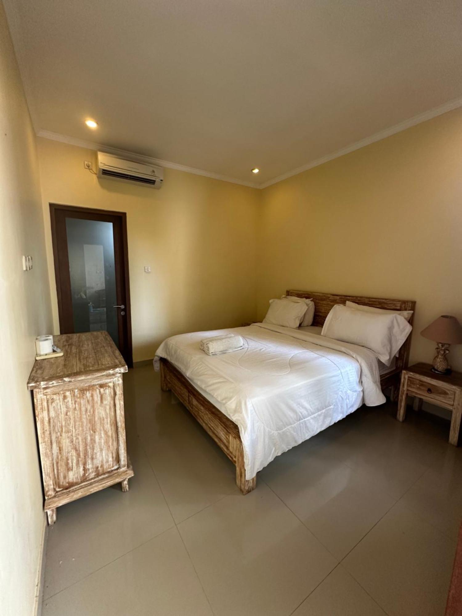 Dicky Guest House Batu Bolong Canggu Eksteriør bilde